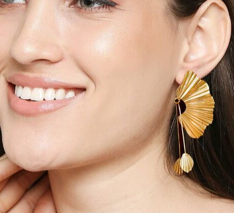 Armita Scallop Earrings